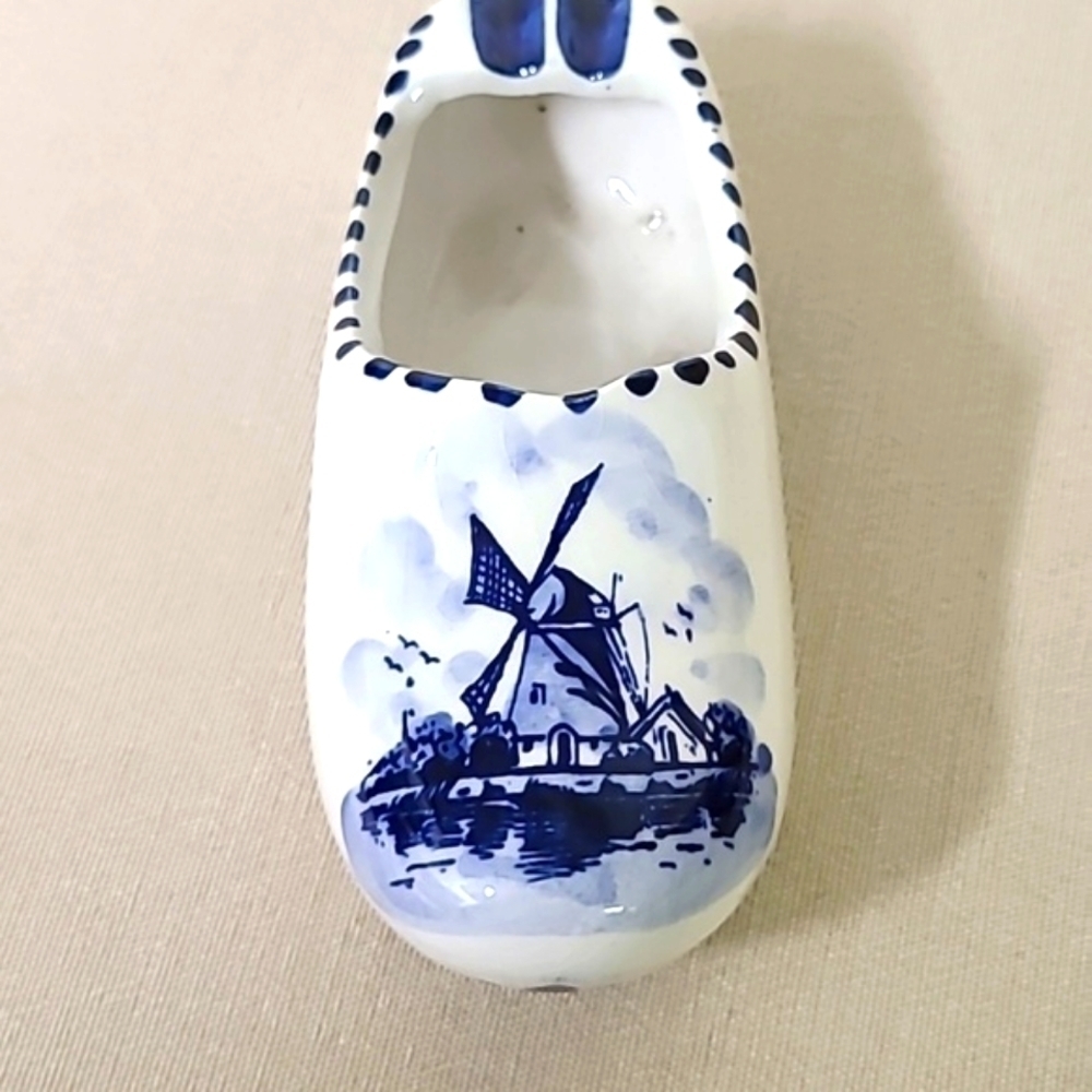 Vintage 1970s Delft Dutch Shoe - Picture 3 of 4